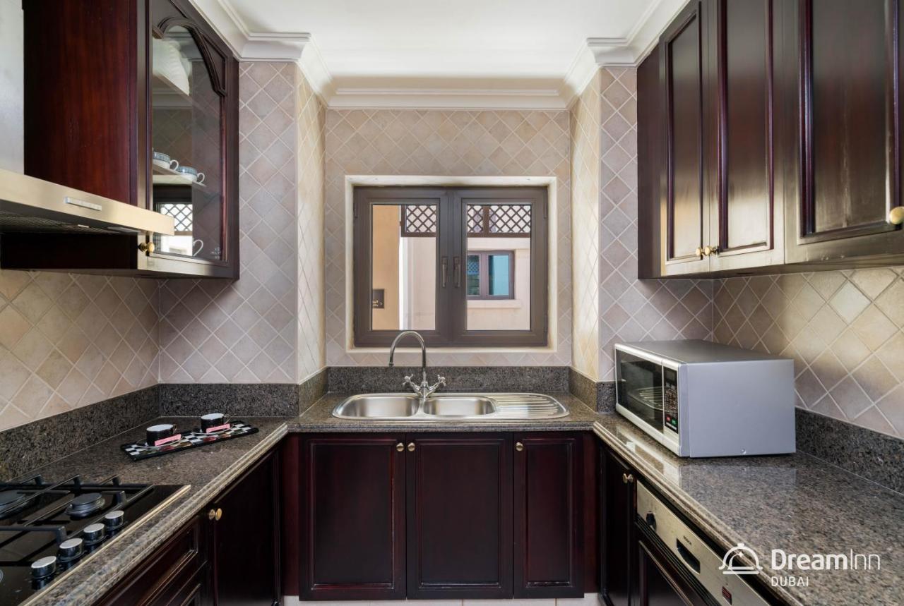 Dream Inn Apartments - Arabian Old Town Дубай Екстериор снимка